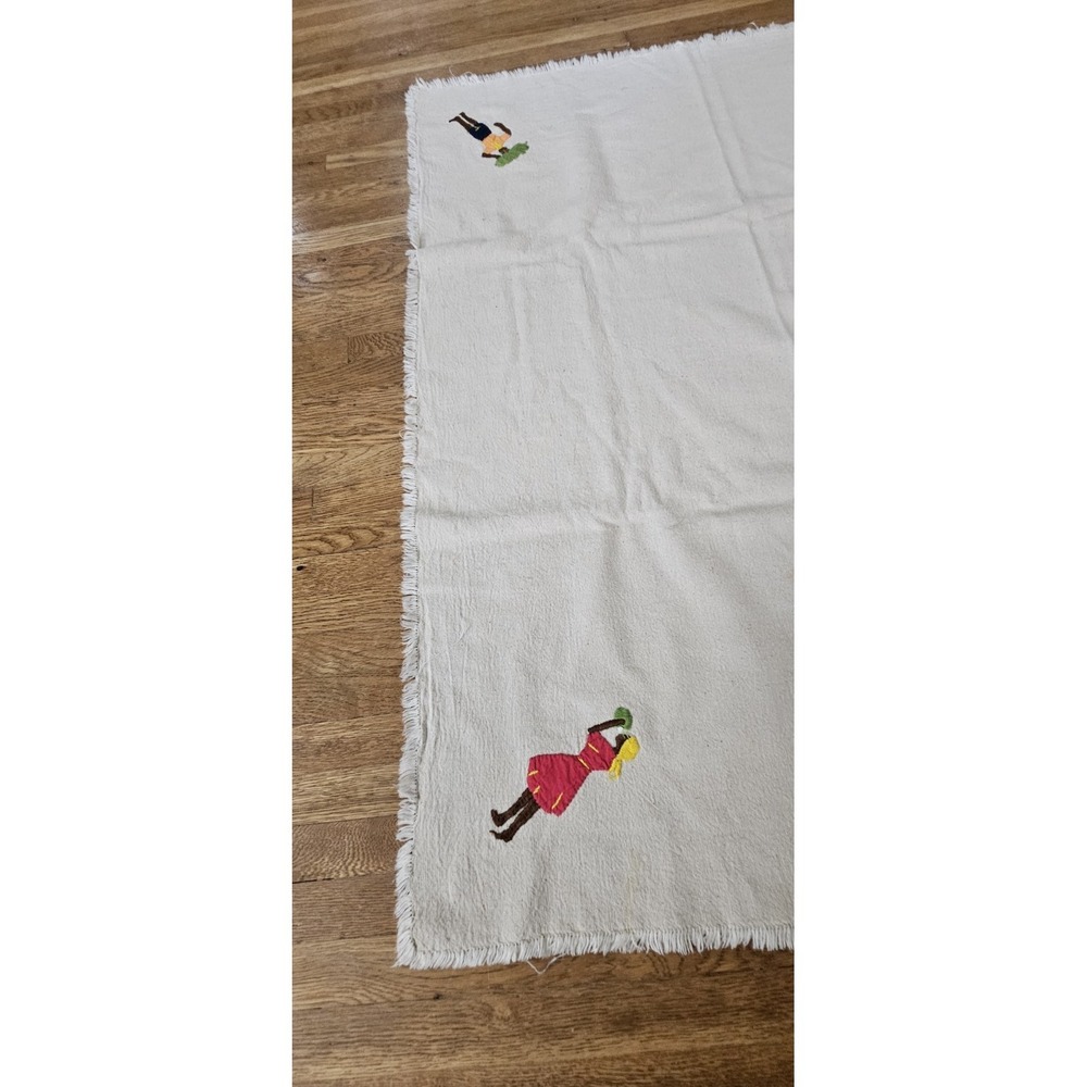 VtgCaribbean hand stitched embroidered tablecloth JAMAICAN FOLK ART linen 42x70" - Picture 6 of 9